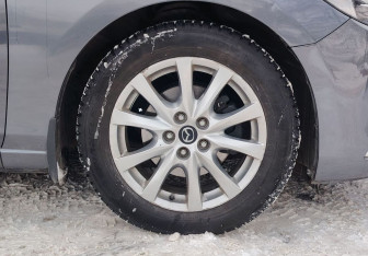 Подержанный автомобиль Mazda 6 Sedan 2016 года (16 фото)