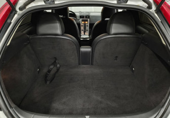 Подержанный автомобиль Volvo C30 2012 года (9 фото)