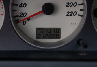 Подержанный автомобиль Mitsubishi Lancer Sedan 2006 года (12 фото)