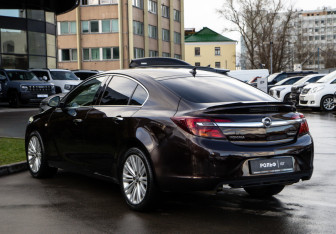 Подержанный автомобиль Opel Insignia Liftback 2014 года (4 фото)