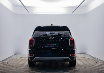 Подержанный автомобиль Hyundai Palisade 2019 года (6 фото)