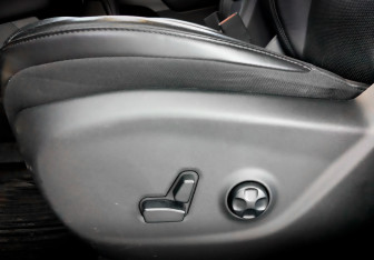 Подержанный автомобиль Jeep Cherokee 2018 года (21 фото)