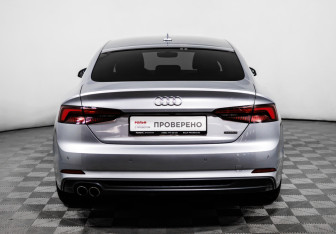 Подержанный автомобиль Audi A5 Liftback 2019 года (6 фото)