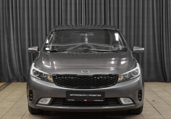Подержанный автомобиль Kia Cerato Sedan 2017 года (2 фото)