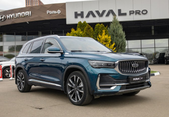 Подержанный автомобиль Geely Monjaro 2025 года (2 фото)