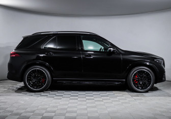 Подержанный автомобиль Mercedes-Benz GLE AMG 2024 года (4 фото)