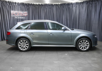 Подержанный автомобиль Audi A4 allroad 2009 года (4 фото)