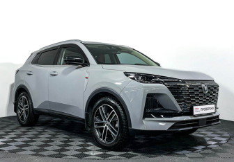Подержанный автомобиль Changan CS55PLUS 2023 года (3 фото)