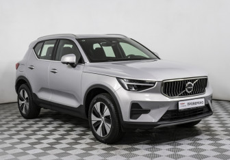 Новый Volvo XC40 2024 (3 фото)