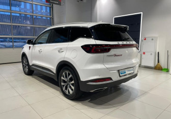 Подержанный автомобиль Chery Tiggo 7 Pro Max 2022 года (6 фото)