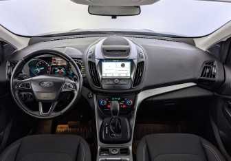 Подержанный автомобиль Ford Kuga 2018 года (14 фото)