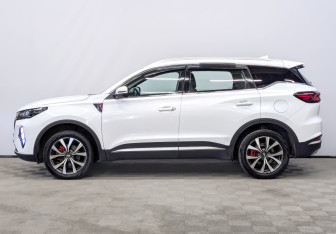 Подержанный автомобиль Chery Tiggo 7 Pro Max 2024 года (8 фото)