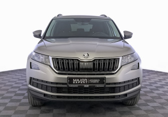 Подержанный автомобиль Skoda Kodiaq 2019 года (2 фото)