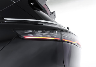 Подержанный автомобиль Voyah Free 2024 года (25 фото)