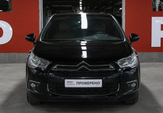Подержанный автомобиль Citroen DS4 2012 года (2 фото)
