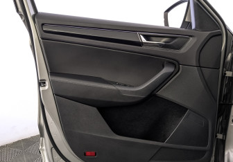 Подержанный автомобиль Skoda Kodiaq 2021 года (19 фото)
