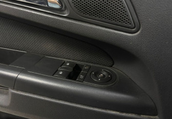 Подержанный автомобиль Opel Zafira Compactvan 2007 года (17 фото)