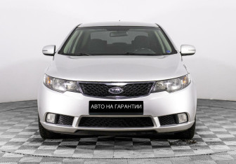 Подержанный автомобиль Kia Cerato Sedan 2012 года (2 фото)