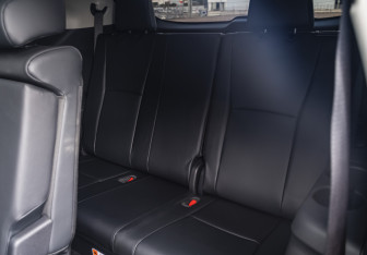Подержанный автомобиль Toyota Highlander 2025 года (17 фото)