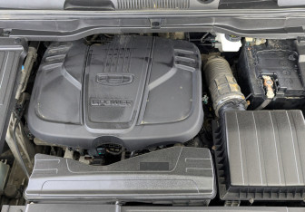 Подержанный автомобиль Geely Coolray 2022 года (9 фото)