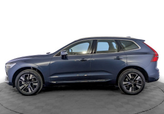 Новый Volvo XC60 2025 (3 фото)