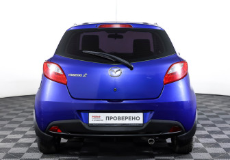 Подержанный автомобиль Mazda 2 Hatchback 2008 года (6 фото)
