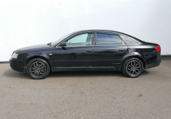 Подержанный автомобиль Audi A6 Sedan 1999 года (8 фото)