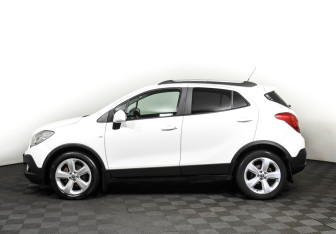 Подержанный автомобиль Opel Mokka 2013 года (7 фото)