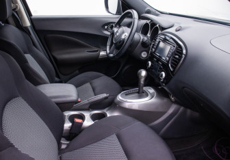Подержанный автомобиль Nissan Juke 2014 года (9 фото)