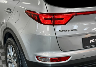 Подержанный автомобиль Kia Sportage 2016 года (23 фото)