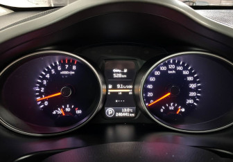 Подержанный автомобиль Kia Sportage 2015 года (12 фото)