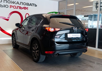 Подержанный автомобиль Mazda CX-5 2018 года (6 фото)