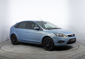 Подержанный автомобиль Ford Focus Hatchback 2009 года (3 фото)