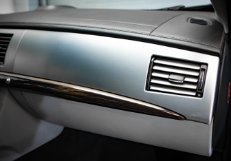 Подержанный автомобиль Jaguar XF Sedan 2011 года (28 фото)