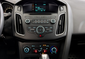 Подержанный автомобиль Ford Focus Hatchback 2019 года (15 фото)