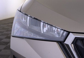 Подержанный автомобиль Skoda Rapid Liftback 2021 года (12 фото)