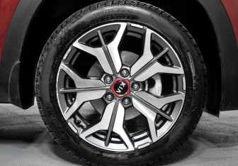 Подержанный автомобиль Kia Seltos 2020 года (16 фото)