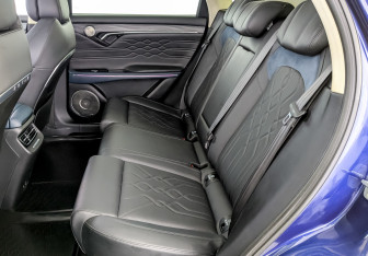 Подержанный автомобиль Voyah Free 2022 года (12 фото)