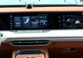 Подержанный автомобиль Voyah Free 2024 года (15 фото)