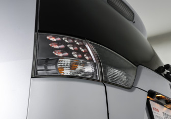 Подержанный автомобиль Mitsubishi Outlander 2008 года (21 фото)