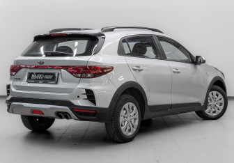 Подержанный автомобиль Kia Rio Hatchback 2021 года (5 фото)