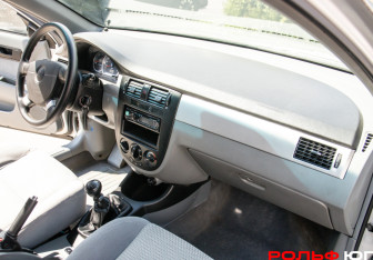 Подержанный автомобиль Chevrolet Lacetti Sedan 2012 года (7 фото)