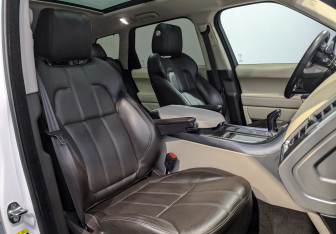 Подержанный автомобиль Land Rover Range Rover Sport 2017 года (23 фото)