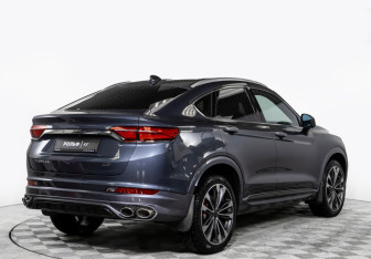 Подержанный автомобиль Geely Tugella 2022 года (4 фото)