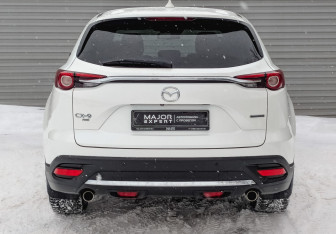 Подержанный автомобиль Mazda CX-9 2021 года (6 фото)