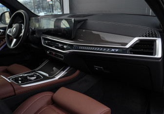 Новый BMW X7 2024 (7 фото)