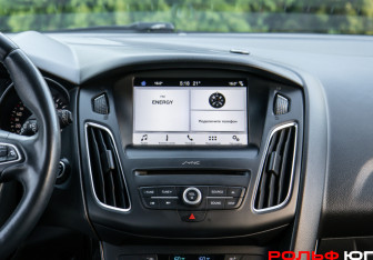Подержанный автомобиль Ford Focus Hatchback 2019 года (12 фото)