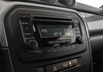 Подержанный автомобиль Suzuki Vitara 2016 года (21 фото)