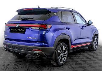 Подержанный автомобиль Changan CS35PLUS 2022 года (3 фото)