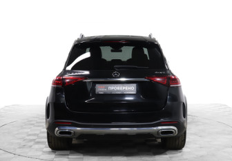 Подержанный автомобиль Mercedes-Benz GLE 2020 года (6 фото)